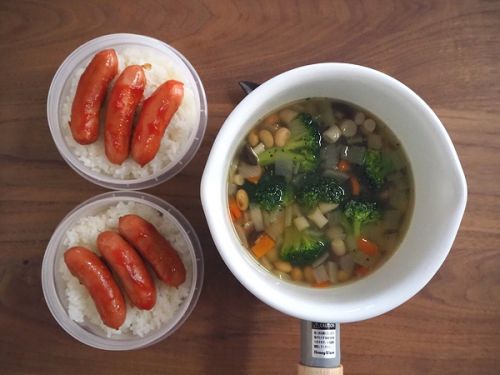 ウインナーと豆野菜スープ弁当、豚生姜焼き定食